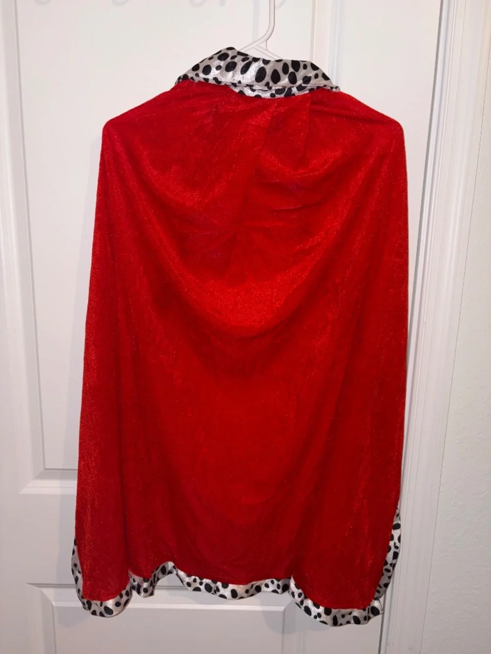 NWOT Kids Boys and Girls King Robe Royal Cape Halloween Costume 31”